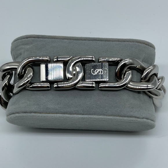 Silvertone Curblink Bracelet with Removable Link - Picture 2 of 3